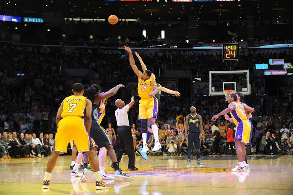 异型链条的锈斑如何处理？